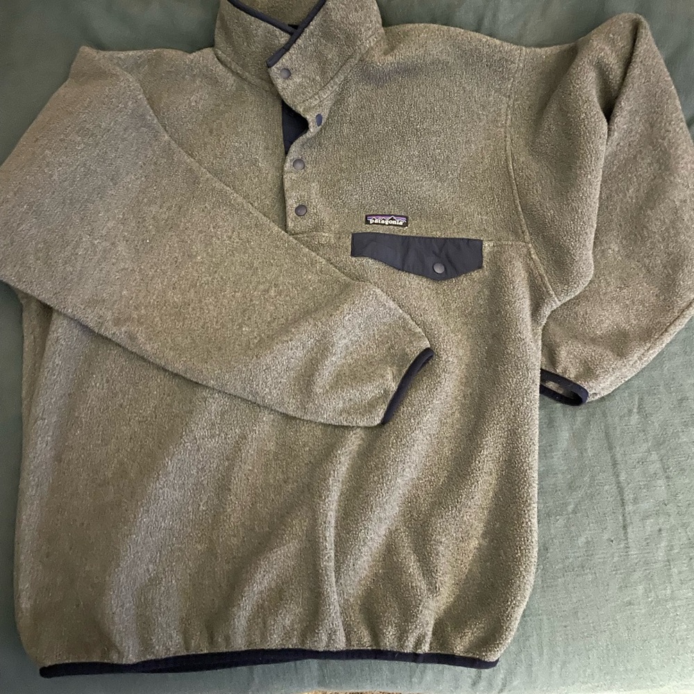 Patagonia Men's Lightweight Synchilla Snap-T Pullover Gray Size M